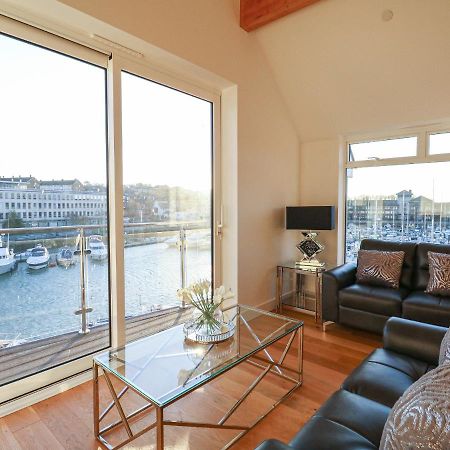 דירות וויימות' Harbourside Haven Penthouse 1 מראה חיצוני תמונה