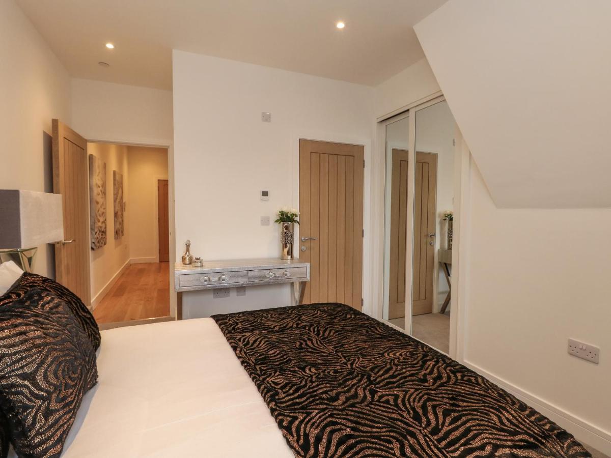 דירות וויימות' Harbourside Haven Penthouse 1 מראה חיצוני תמונה