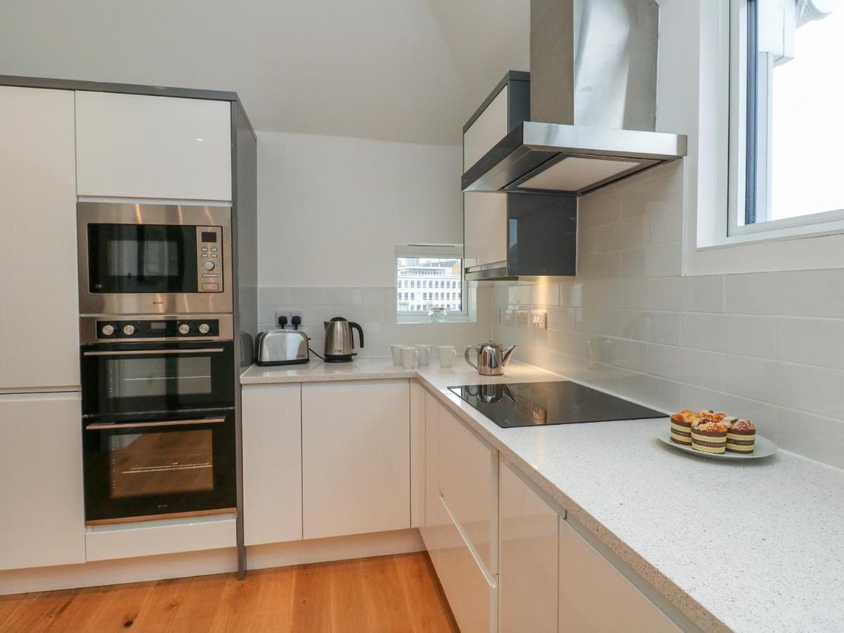 דירות וויימות' Harbourside Haven Penthouse 1 מראה חיצוני תמונה